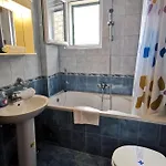 Mira *