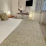 Mira Апартаменты *