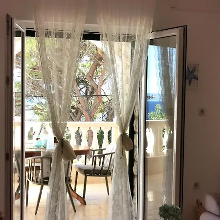 Mira